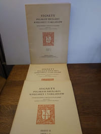 Signety polskich drukarzy ksiegarzy narladcow. Zbior podobizn i oryginalnych odbic. 3 volumes.  