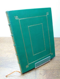 On ne badine pas avec l'amour. Comédie en trois actes. Edition suivie de notes et de variantes ornée de compositions décoratives par George Barbier gravées sur bois par Georges Aubert. Exemplaire sur Japon.
