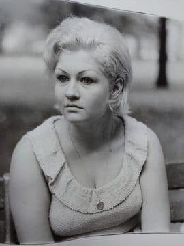 An Aperture Monograph. . DIANE ARBUS.