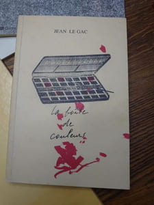 Ensemble de 6 volumes, dont 3 avec envoi de l'artiste. 