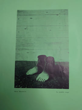 E.L.T. MESENS présente trois peintres surréalistes. René Magritte, Man Ray, Yves Tanguy. . RENE MAGRITTE, MAN RAY, YVES TANGUY.
