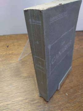 Les canards. Considérés à l'état sauvage et comme oiseaux d'agrément en domesticité. L'élevage des jeunes canards. Avec une planche. . ROGERON ...