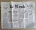 LE MONDE. Quotidien N&deg; 9810. 8 et 9 ao&ucirc;t 1976.. LE MONDE N'h&eacute;sitez pas &agrave; me demander la disponibilit&eacute; d'une date.