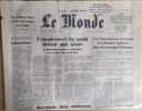 LE MONDE. Quotidien N&deg; 9855. 30 septembre 1976.. LE MONDE N'h&eacute;sitez pas &agrave; me demander la disponibilit&eacute; d'une date.