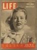 Life. International edition. Arlene Dahl en couverture. Evelyn Waugh on catholics in the U.S.. LIFE 1949 