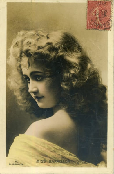 Carte postale repr&eacute;sentant l'actrice Miss Barrisson.. BARRISSON (Miss) 