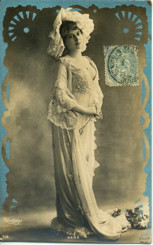 Carte postale représentant l'actrice Kara.. KARA Photo Reutlinger.