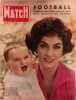 Paris Match N° 480. Gina Lollobrigida en couverture… Tennis, Football, Renoir…. PARIS MATCH 