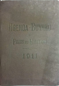 Agenda-Buvard du grand magasin d'Angers "Le Palais des Marchands". Pages d'agenda, pages d'historique du magasin détruit par un incendie en 1936. Publicités locales. Les pages d'agenda sont vierges.