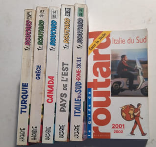 Lot de 7 guides du routard. Portugal (90-91) - Turquie (92-93) - Grèce (93-94) - Canada (94-95) - Pays de l'Est (95-96) - Italie du Sud (97-98) - Italie du Sud (2001-02).
