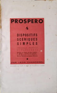 Dispositifs scéniques simples. Tréteaux, rideaux et paravents.