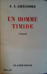 Un homme timide.