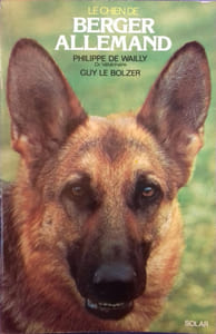 Le chien de berger allemand.