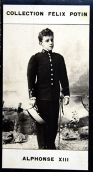 Photographie de la collection F&eacute;lix Potin (4 x 7,5 cm) repr&eacute;sentant : Alphonse XIII. Roi d'Espagne.. ALPHONSE XIII 