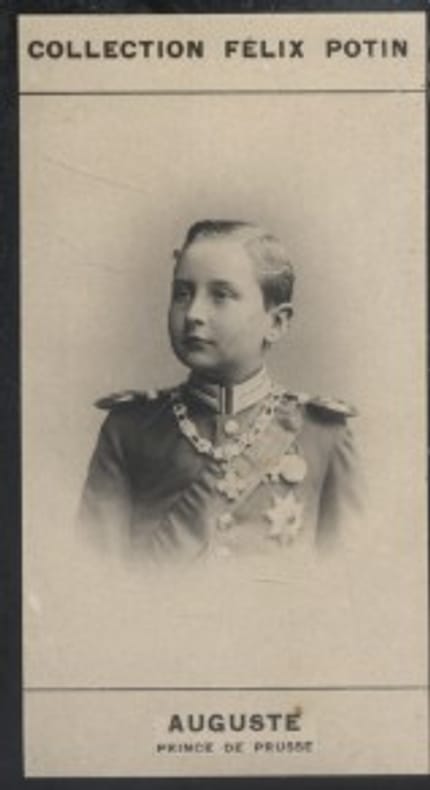 Photographie de la collection Félix Potin (4 x 7,5 cm) représentant : Auguste-Guillaume - Prince de Prusse.. AUGUSTE - Prince de Prusse 