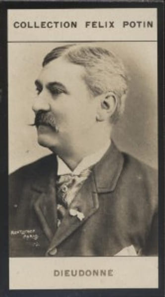Photographie de la collection F&eacute;lix Potin (4 x 7,5 cm) repr&eacute;sentant : Alfred Dieudonn&eacute;, com&eacute;dien.. DIEUDONNE (Alfred) 