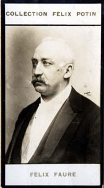 Photographie de la collection F&eacute;lix Potin (4 x 7,5 cm) repr&eacute;sentant : F&eacute;lix Faure, homme politique.. FAURE (F&eacute;lix) Photo P. Nadar.
