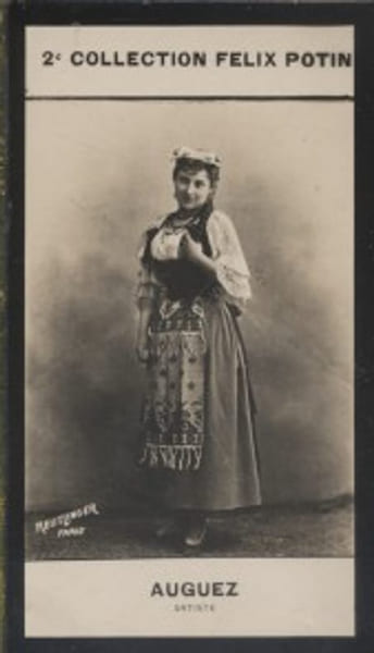 Photographie de la collection F&eacute;lix Potin (4 x 7,5 cm) repr&eacute;sentant : Mathilde Auguez, chanteuse.. AUGUEZ (Mathilde) - (Photo de la 2e collection ...