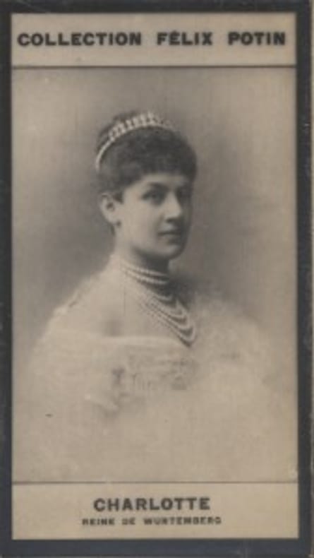 Photographie de la collection Félix Potin (4 x 7,5 cm) représentant : Reine Charlotte de Würtemberg.. CHARLOTTE - Reine de Würtemberg 