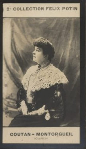 Photographie de la collection F&eacute;lix Potin (4 x 7,5 cm) repr&eacute;sentant : Laure Coutan-Montorgueil, sculpteur.. COUTAN-MONTORGUEIL (Laure) - (Photo de la ...