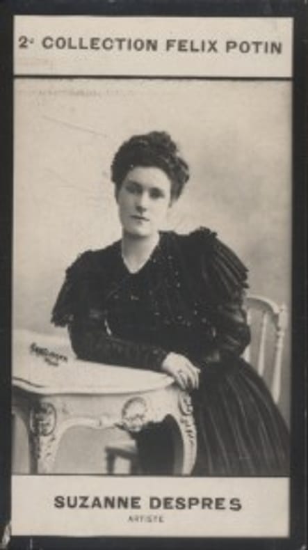 Photographie de la collection Félix Potin (4 x 7,5 cm) représentant : Suzanne Després, comédienne.. DESPRES (Suzanne) - (Photo de la 2e collection ...