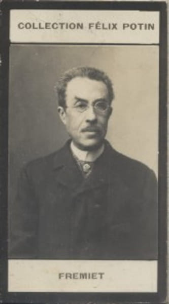 Photographie de la collection F&eacute;lix Potin (4 x 7,5 cm) repr&eacute;sentant : Emmanuel Fr&eacute;miet, sculpteur.. FREMIET (Emmanuel) 