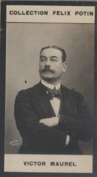 Photographie de la collection F&eacute;lix Potin (4 x 7,5 cm) repr&eacute;sentant : Victor Maurel, chanteur lyrique.. MAUREL (Victor) 