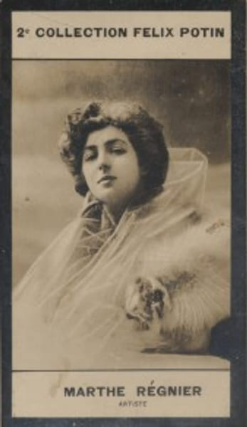 Photographie de la collection F&eacute;lix Potin (4 x 7,5 cm) repr&eacute;sentant : Marthe R&eacute;gnier, com&eacute;dienne.. REGNIER Marthe - (Photo de la 2e collection F&eacute;lix ...