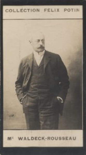 Photographie de la collection F&eacute;lix Potin (4 x 7,5 cm) repr&eacute;sentant : Pierre-Marie Waldeck-Rousseau, homme politique.. WALDECK-ROUSSEAU Pierre-Marie 