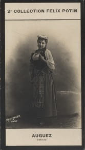 Photographie de la collection F&eacute;lix Potin (4 x 7,5 cm) repr&eacute;sentant : Mathilde Auguez, chanteuse.. AUGUEZ (Mathilde) - (Photo de la 2e collection ...