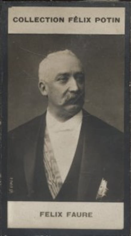 Photographie de la collection Félix Potin (4 x 7,5 cm) représentant : Félix Faure, homme politique.. FAURE (Félix) Photo P. Nadar.