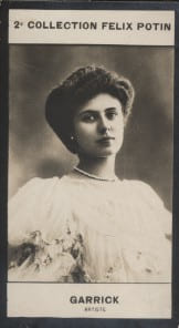 Photographie de la collection F&eacute;lix Potin (4 x 7,5 cm) repr&eacute;sentant : Garrick, com&eacute;dienne.. GARRICK ( Marie-Berthe-Yvonne) - (Photo de la 2e ...
