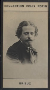 Photographie de la collection F&eacute;lix Potin (4 x 7,5 cm) repr&eacute;sentant : Eug&egrave;ne Brieux, &eacute;crivain.. BRIEUX (Eug&egrave;ne) 