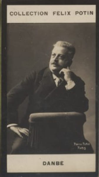 Photographie de la collection F&eacute;lix Potin (4 x 7,5 cm) repr&eacute;sentant : Albert Danb&eacute; - Chef d'orchestre.. DANBE (Albert) Photo Pierre Petit.