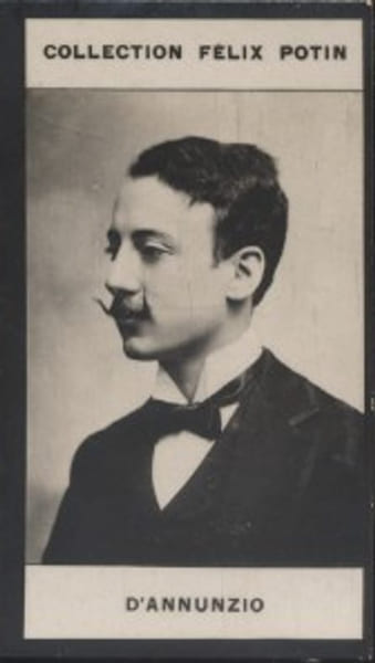 Photographie de la collection F&eacute;lix Potin (4 x 7,5 cm) repr&eacute;sentant : Gabriele D'Annunzio, &eacute;crivain.. D'ANNUNZIO (Gabriele) 