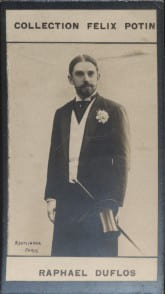 Photographie de la collection Félix Potin (4 x 7,5 cm) représentant : Raphaël Duflos, comédien.