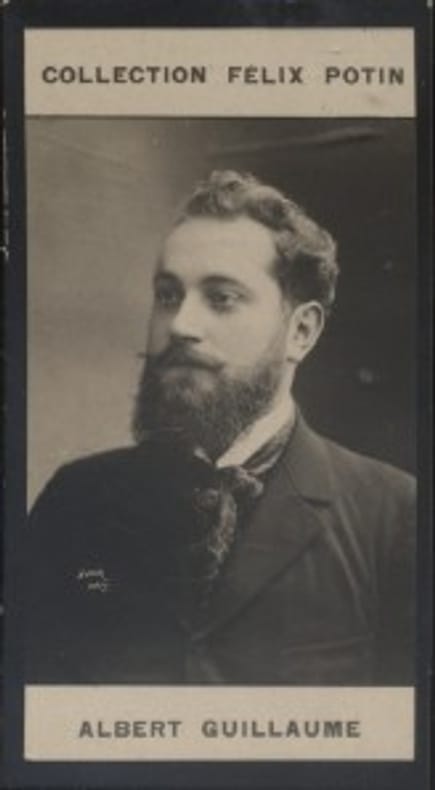 Photographie de la collection Félix Potin (4 x 7,5 cm) représentant : Albert Guillaume, peintre et illustrateur.. GUILLAUME (Albert) Photo Nadar.