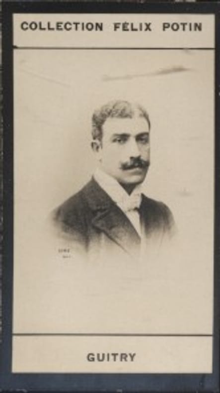 Photographie de la collection Félix Potin (4 x 7,5 cm) représentant : Lucien Guitry, comédien.. GUITRY (Lucien) Photo Boyer.