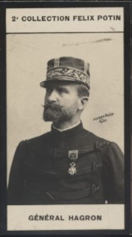 Photographie de la collection Félix Potin (4 x 7,5 cm) représentant : Général Hagron.. HAGRON (Général) - (Photo de la 2e collection Félix Potin) ...