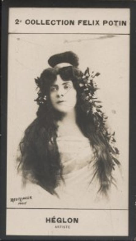 Photographie de la collection Félix Potin (4 x 7,5 cm) représentant : Meyriane Héglon, chanteuse d'opéra.. HEGLON (Meyriane) - (Photo de la 2e ...