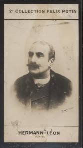 Photographie de la collection Félix Potin (4 x 7,5 cm) représentant : Charles Hermann-Léon, peintre.. HERMANN-LEON (Charles) - (Photo de la 2e ...