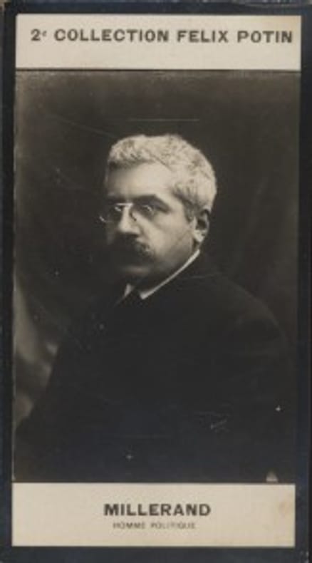 Photographie de la collection Félix Potin (4 x 7,5 cm) représentant : Alexandre Millerand, homme politique.. MILLERAND (Alexandre) - (Photo de la 2e ...
