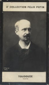 Photographie de la collection Félix Potin (4 x 7,5 cm) représentant : Edouard Toudouze, peintre.