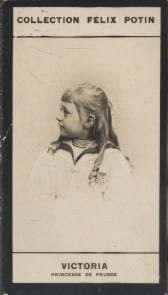 Photographie de la collection F&eacute;lix Potin (4 x 7,5 cm) repr&eacute;sentant : Victoria - Princesse de Prusse.. VICTORIA (Princesse de Prusse) 