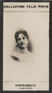 Photographie de la collection Félix Potin (4 x 7,5 cm) représentant : Marguerite - Reine douairière d'Italie.. MARGUERITE (Reine d'Italie) 