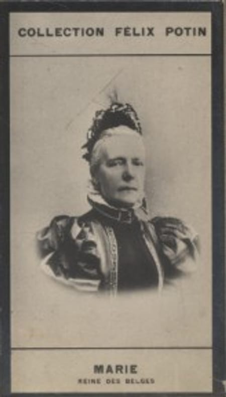Photographie de la collection Félix Potin (4 x 7,5 cm) représentant : Marie-Henriette - Reine des Belges.. MARIE - Reine des Belges 
