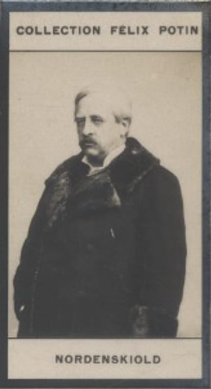 Photographie de la collection Félix Potin (4 x 7,5 cm) représentant : Baron Eric de Nordenskjöld, explorateur suédois.. NORDENSKIOLD (Baron Eric de) 
