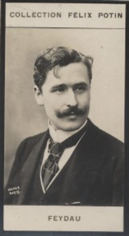 Photographie de la collection Félix Potin (4 x 7,5 cm) représentant : Feydeau, homme de lettres.. FEYDEAU (Georges) Photo Nadar.