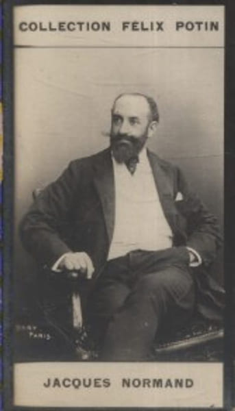 Photographie de la collection F&eacute;lix Potin (4 x 7,5 cm) repr&eacute;sentant : Jacques Normand, homme de lettres.. NORMAND Jacques 