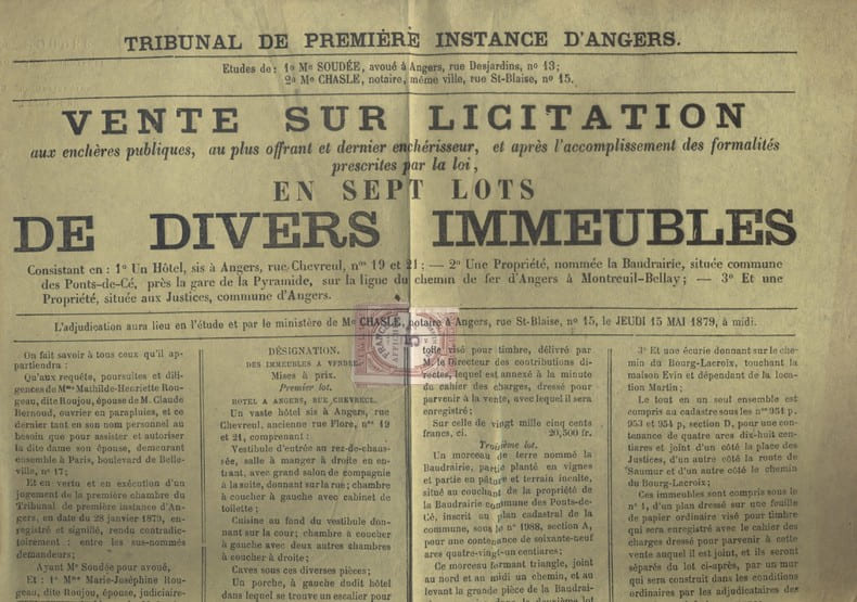 Affiche de notaire pour la vente de diverses propri&eacute;t&eacute;s &agrave; Angers et alentours, dont un vaste H&ocirc;tel rue Chevreul, num&eacute;ros 19 et 21. Affiche imprim&eacute;e ...